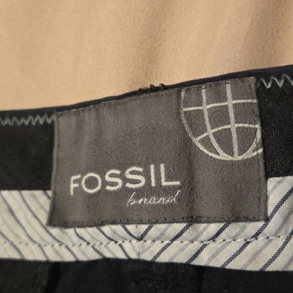 Fossil Men’s Straight Leg Chinos | Size 30x32 Black - Picture 9 of 9
